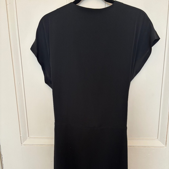 DIANE von FURSTENBERG SILK WRAP DRESS SIZE 8 BLACK - Picture 2 of 8